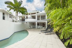 6 Templemoon - Palm Beach Accommodation